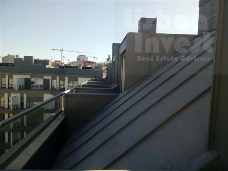 Apartamento T1 para Venda em Avenidas Novas Foto 6