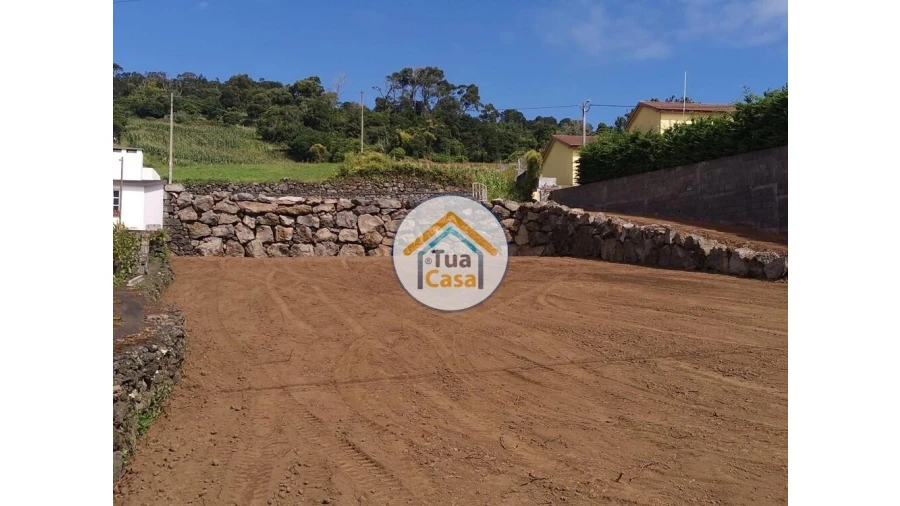 Terreno para Venda em Calheta Foto 22