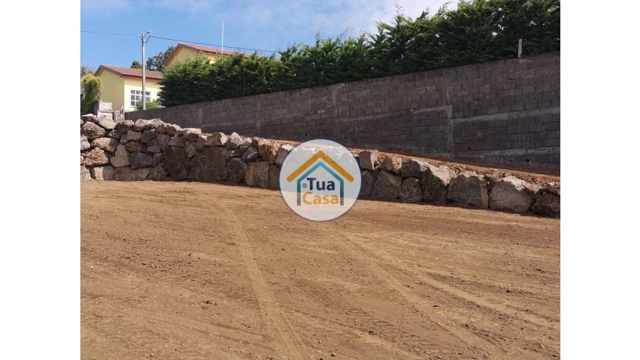 Terreno para Venda em Calheta Foto 24
