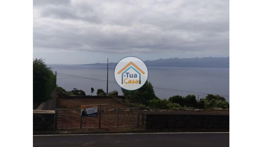 Terreno para Venda em Calheta Foto 6