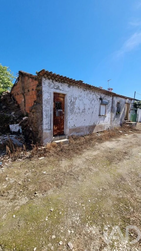 Moradia T2 para Venda em São João Baptista e Santa Maria dos Olivais