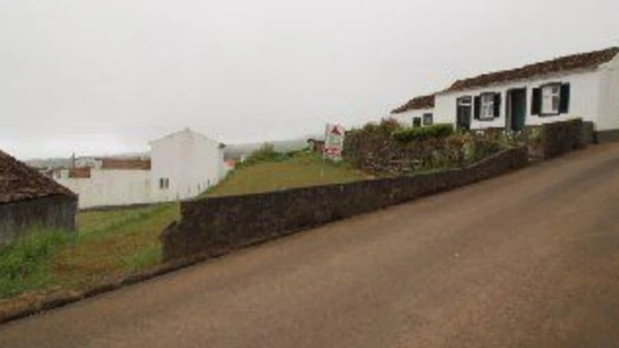 Terreno para Venda em Lomba da Fazenda
