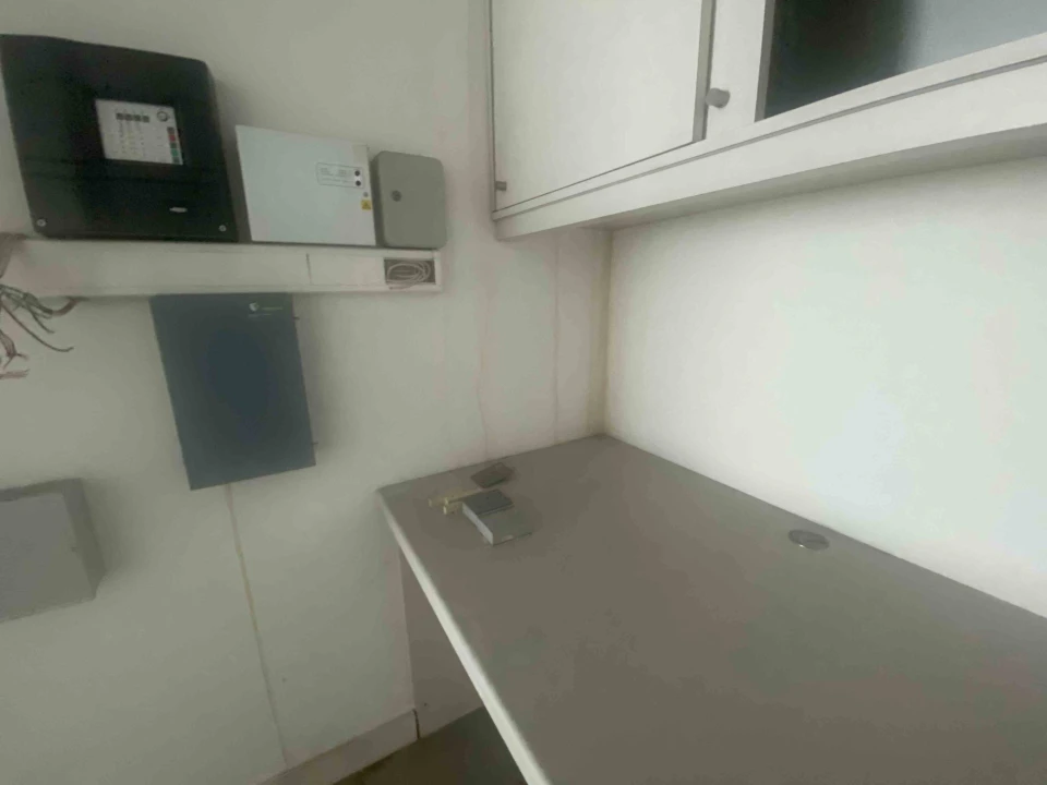 Loja para Arrendamento em Urgezes Foto 6