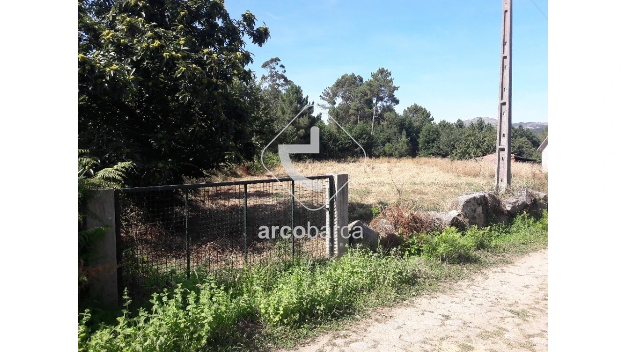 Terreno para Venda em Infesta Foto 9
