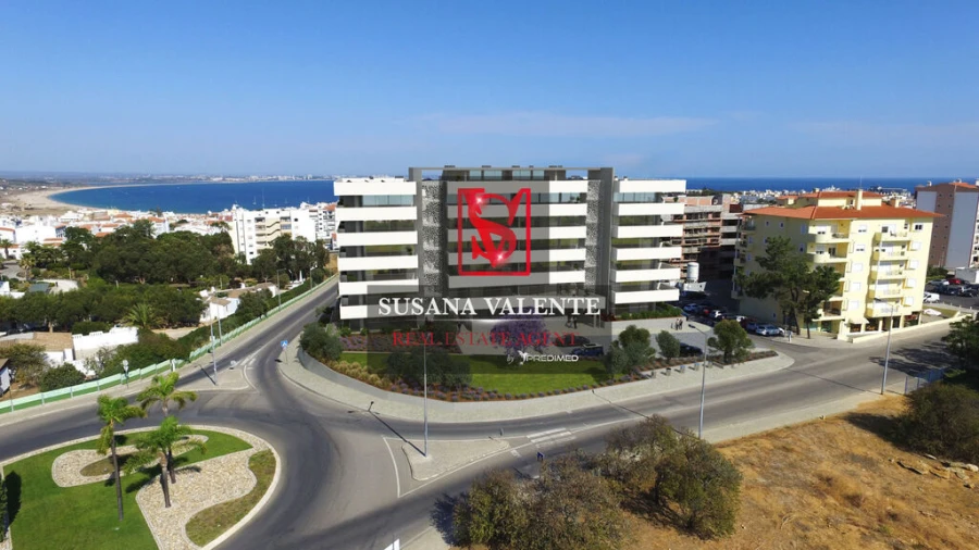 Apartamento T2 para Venda em Bensafrim e Barão de São João Foto 9