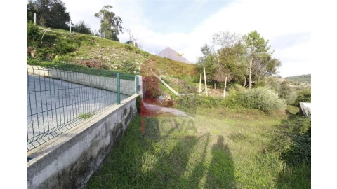 Terreno para Venda em Pico de Regalados, Gondiães e Mós