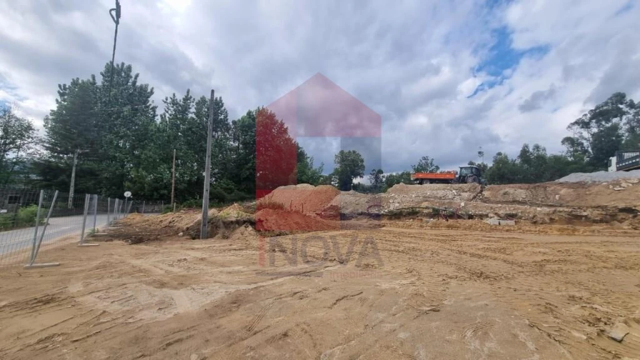 Terreno para Venda em Loureira Foto 9