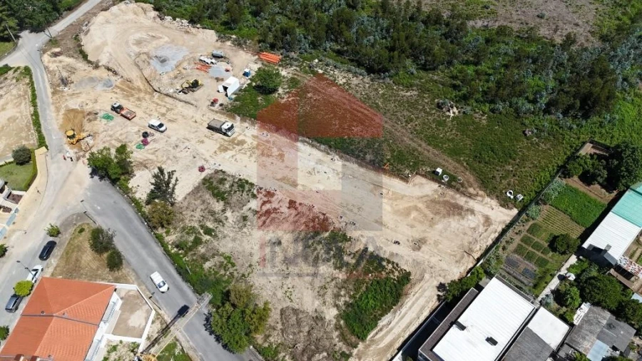 Terreno para Venda em Loureira Foto 42