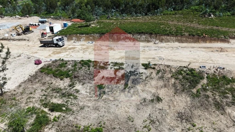 Terreno para Venda em Loureira Foto 45