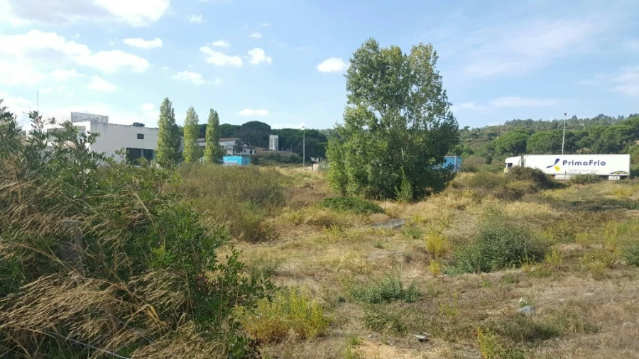 Terreno para Venda em Castanheira do Ribatejo e Cachoeiras Foto 1