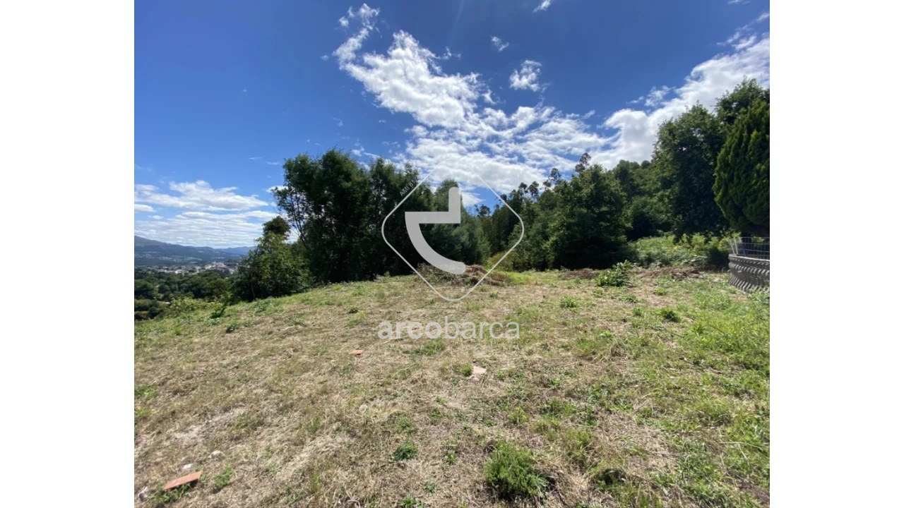 Terreno para Venda em Oleiros Foto 2