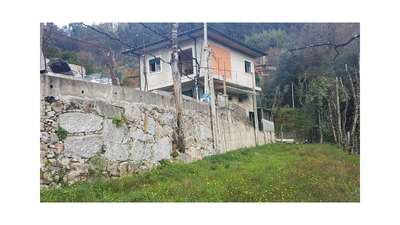 Terreno para Venda em Ribeira Foto 1