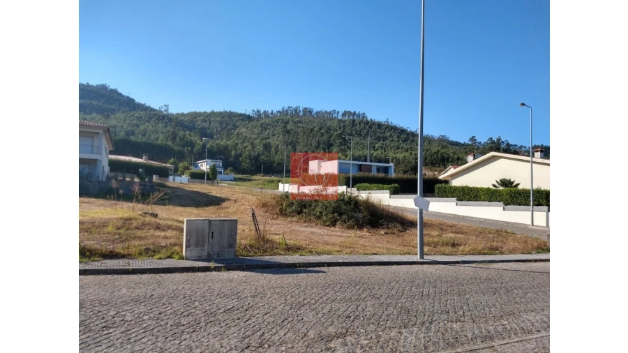 Terreno para Venda em Vermoim Foto 3
