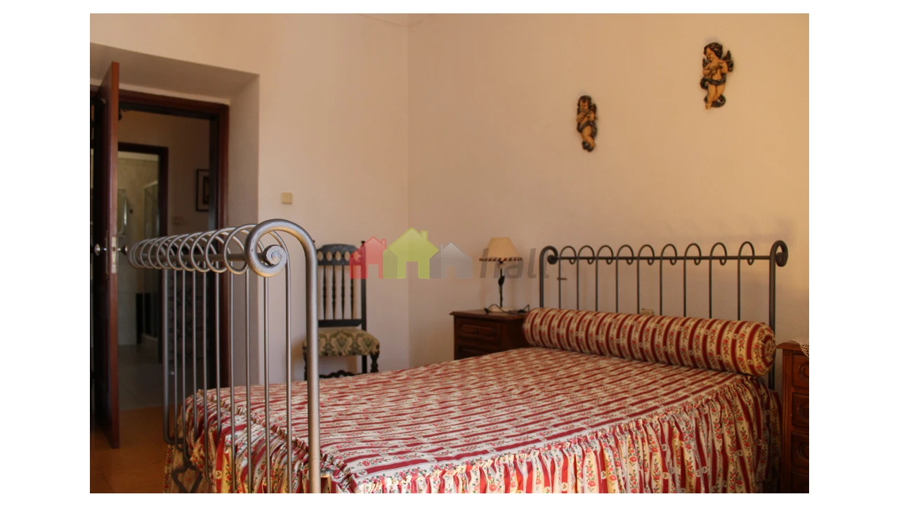 Prédio para Venda em Beja (Santiago Maior e São João Baptista) Foto 20