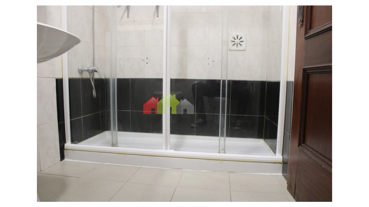 Prédio para Venda em Beja (Santiago Maior e São João Baptista) Foto 21