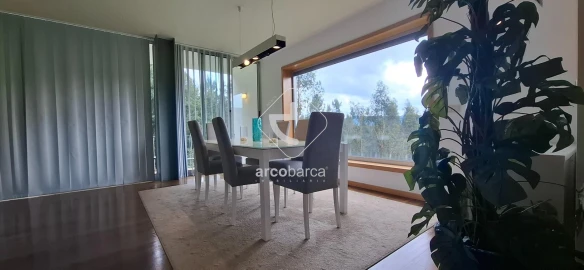 Moradia T3 para Venda em Fornelos e Queijada