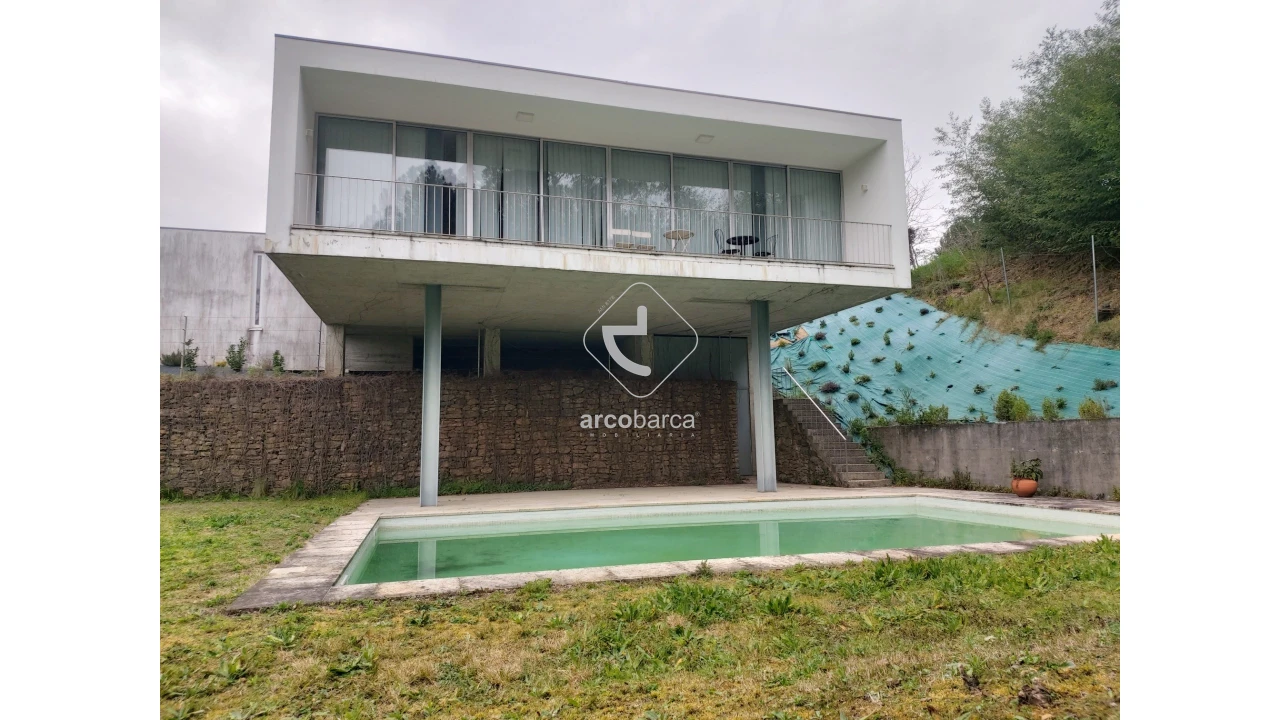 Moradia T3 para Venda em Fornelos e Queijada Foto 40