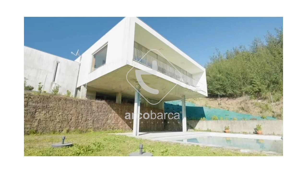 Moradia T3 para Venda em Fornelos e Queijada Foto 3