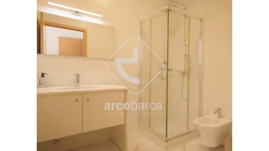 Moradia T3 para Venda em Fornelos e Queijada Foto 32