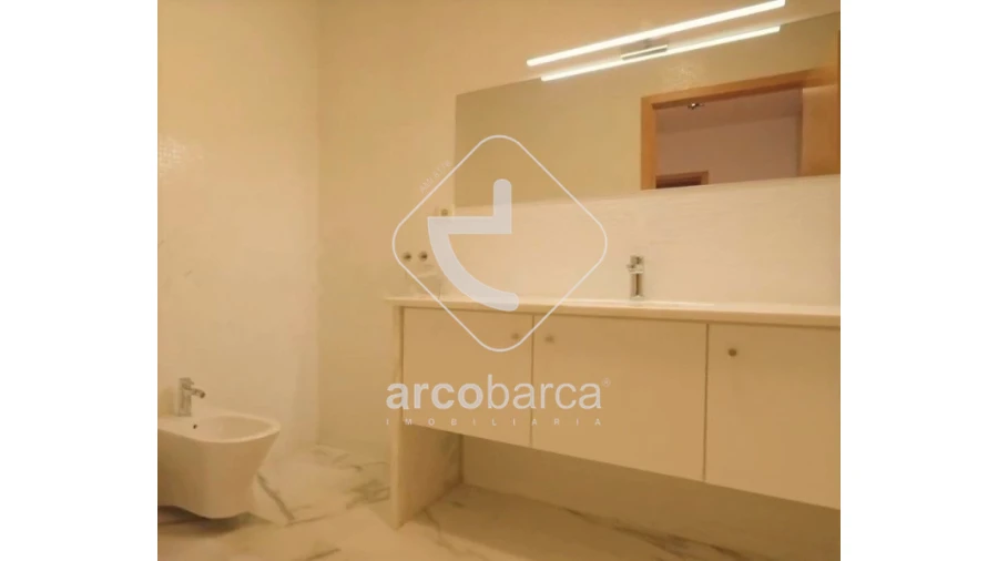 Moradia T3 para Venda em Fornelos e Queijada Foto 35