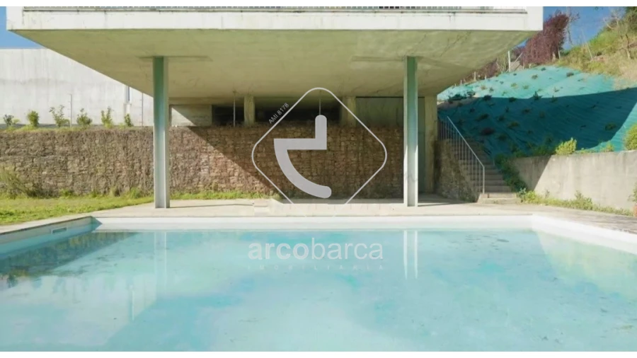 Moradia T3 para Venda em Fornelos e Queijada Foto 5