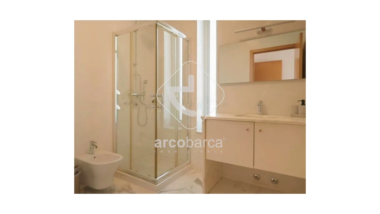 Moradia T3 para Venda em Fornelos e Queijada Foto 32