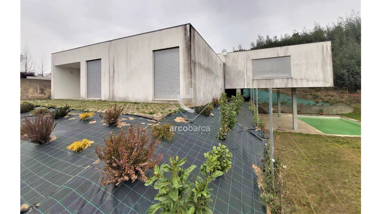 Moradia T3 para Venda em Fornelos e Queijada Foto 42