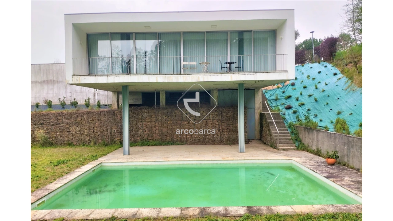 Moradia T3 para Venda em Fornelos e Queijada Foto 9