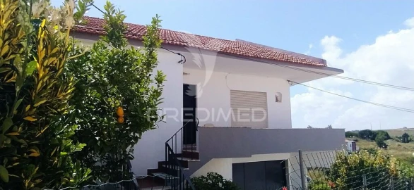 Moradia T6 para Venda em Caparica e Trafaria