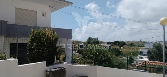 Moradia T6 para Venda em Caparica e Trafaria
