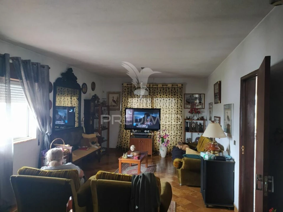 Moradia T6 para Venda em Caparica e Trafaria Foto 19