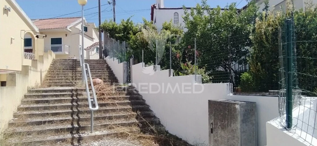 Moradia T6 para Venda em Caparica e Trafaria Foto 10