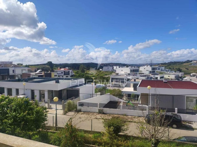 Moradia T6 para Venda em Caparica e Trafaria