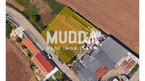 Terreno para Venda em Valega