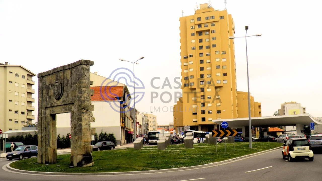Apartamento T3 para Venda em Mafamude e Vilar do Paraíso Foto 14
