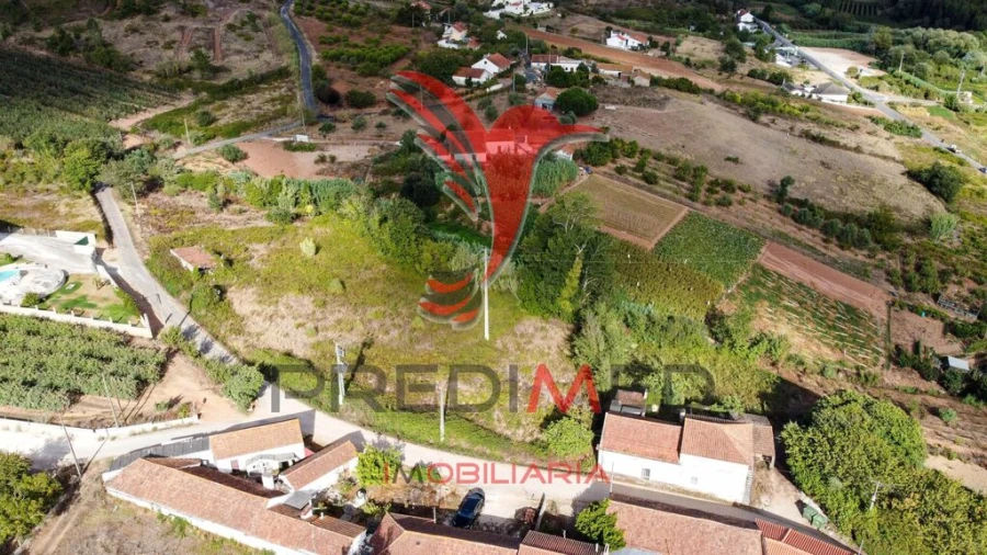 Terreno para Venda em Alvorninha Foto 1