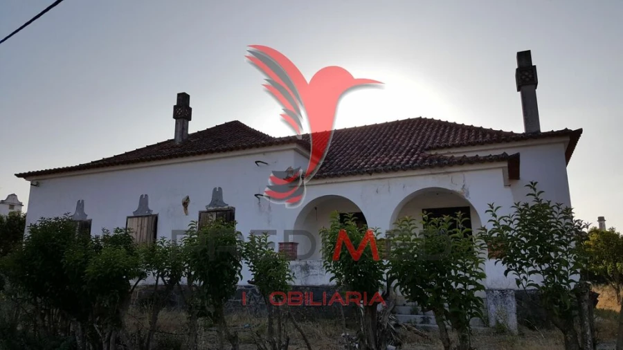 Moradia T4 para Venda em Azinheira dos Barros e São Mamede do Sádão Foto 3