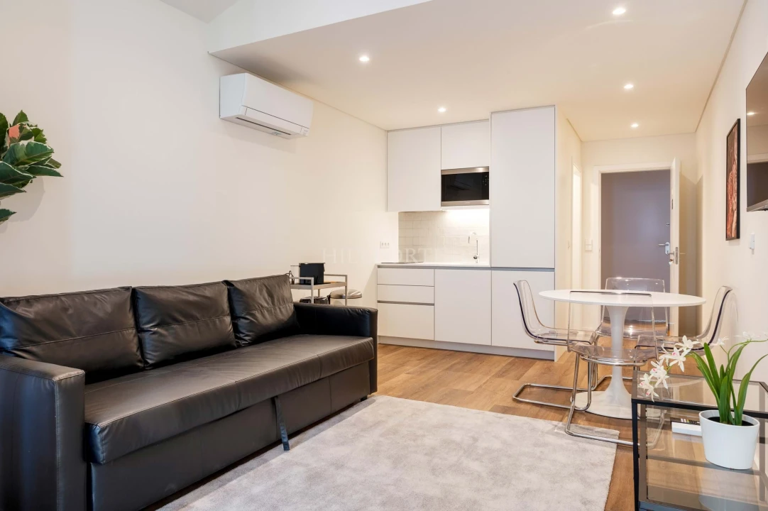 Apartamento T2 para Venda em Cedofeita, Santo Ildefonso, Sé, Miragaia, São Nicolau e Vitória Foto 1