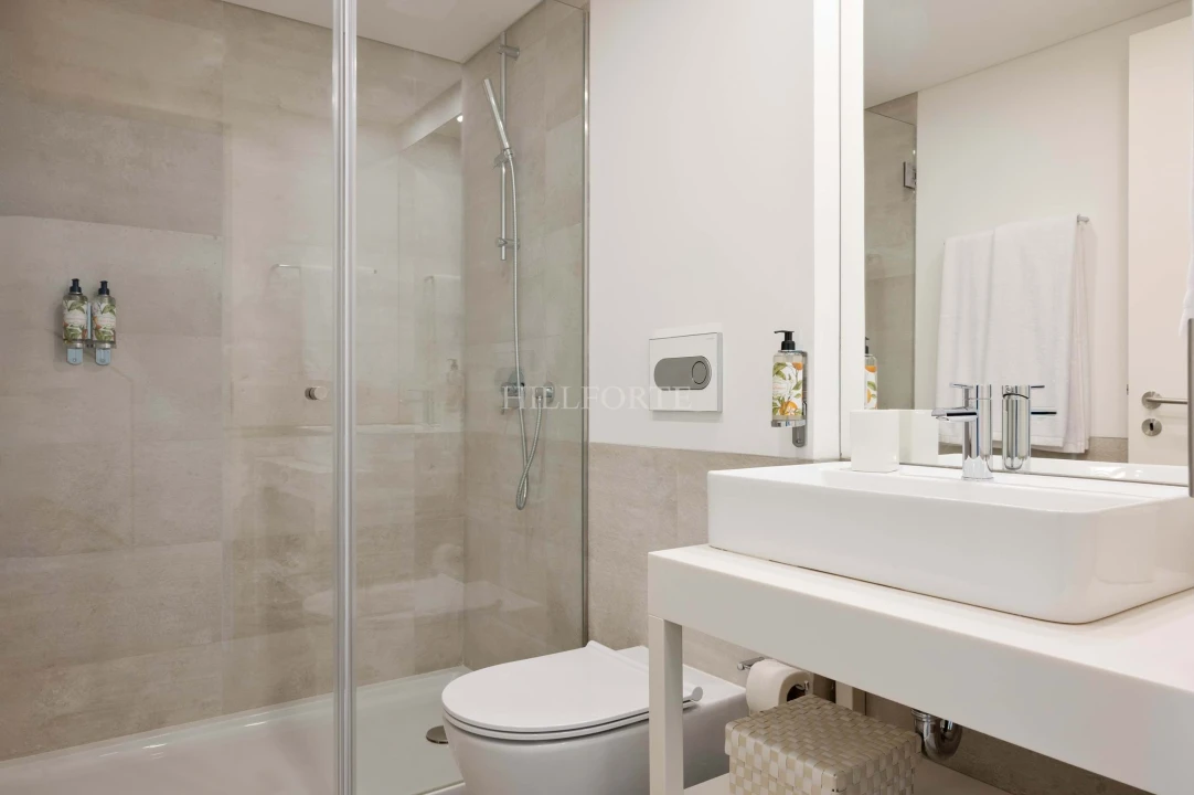 Apartamento T2 para Venda em Santa Marinha Foto 18