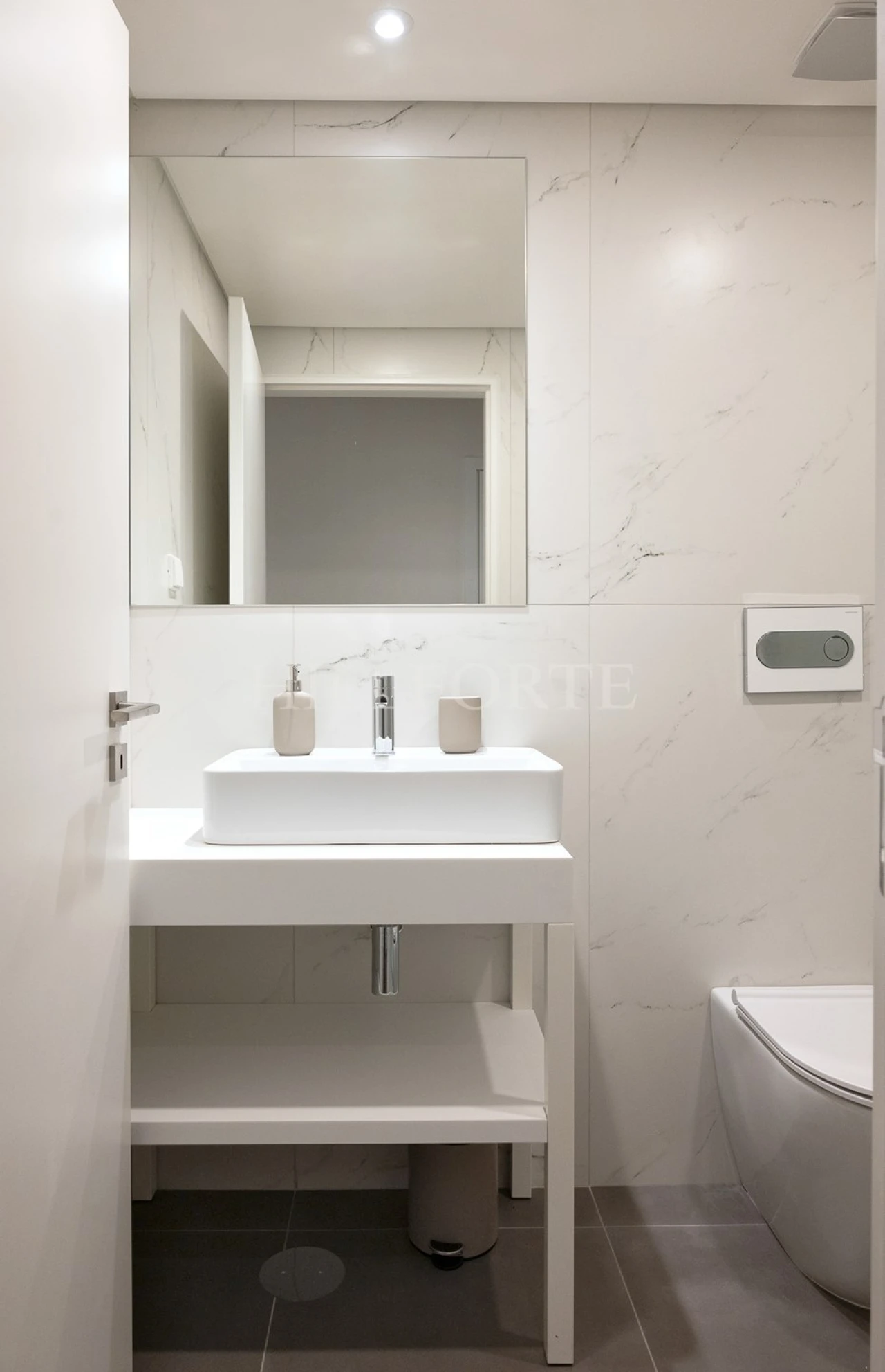Apartamento T2 para Venda em Cedofeita, Santo Ildefonso, Sé, Miragaia, São Nicolau e Vitória Foto 8