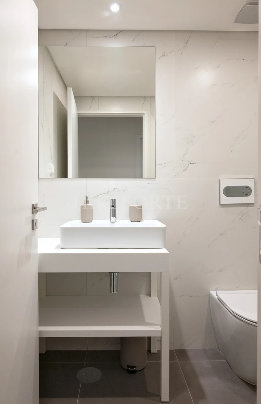Apartamento T2 para Venda em Cedofeita, Santo Ildefonso, Sé, Miragaia, São Nicolau e Vitória Foto 8