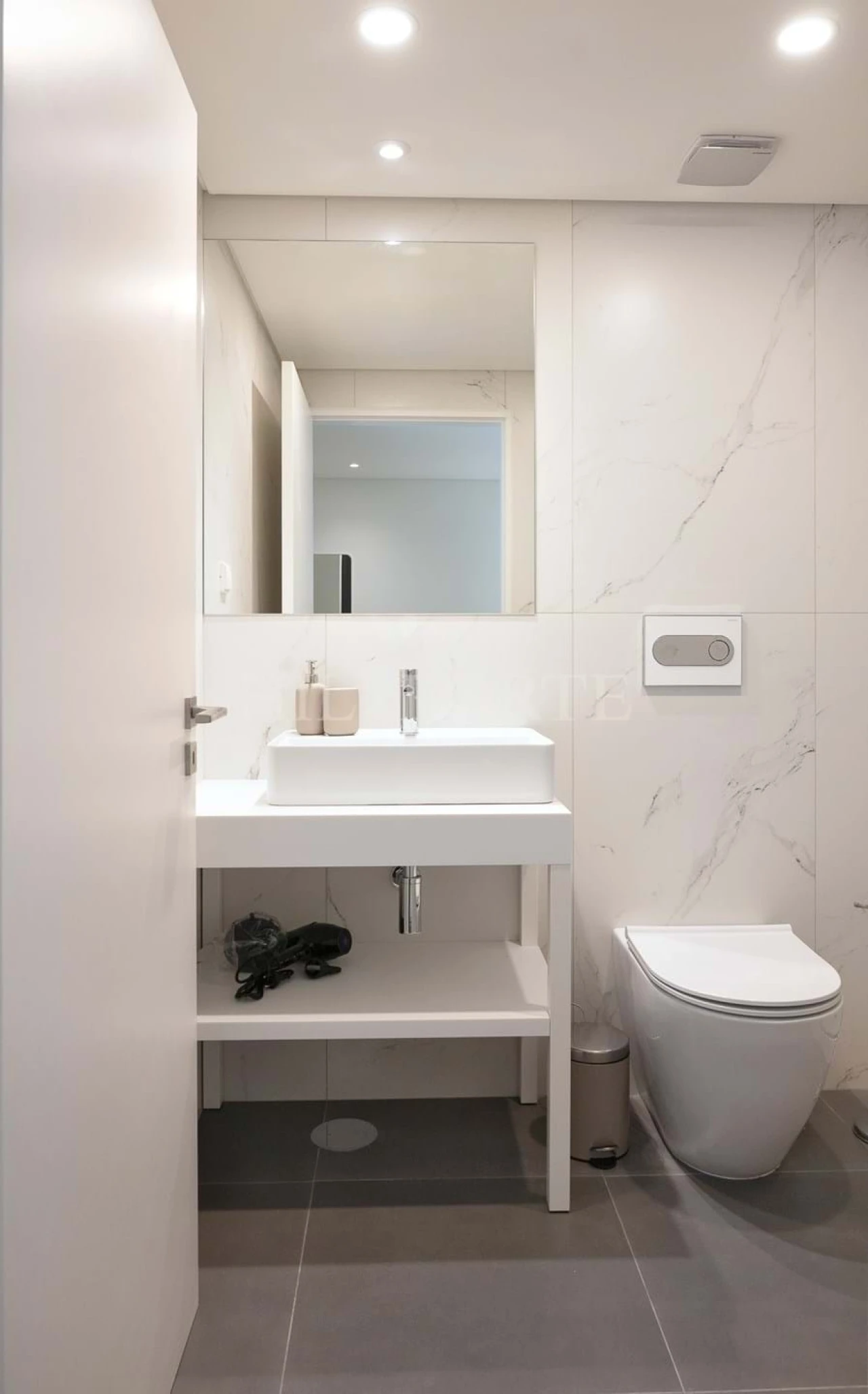 Apartamento T2 para Venda em Cedofeita, Santo Ildefonso, Sé, Miragaia, São Nicolau e Vitória Foto 15