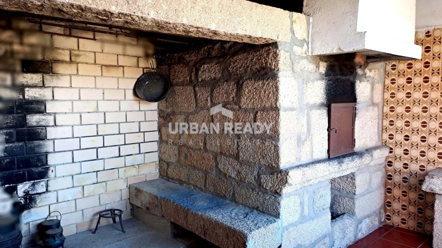 Moradia T13 para Venda em Riodades Foto 46