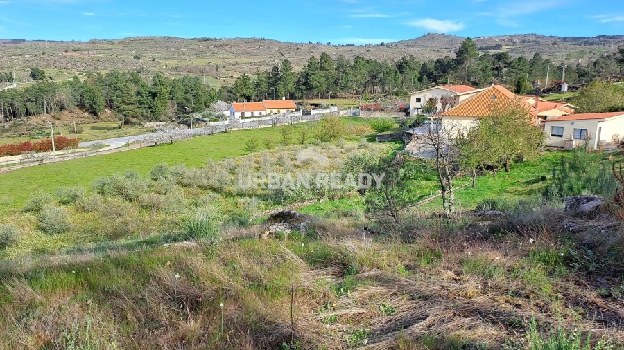 Moradia T13 para Venda em Riodades Foto 70