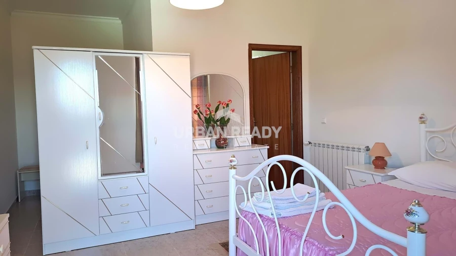 Moradia T13 para Venda em Riodades Foto 44