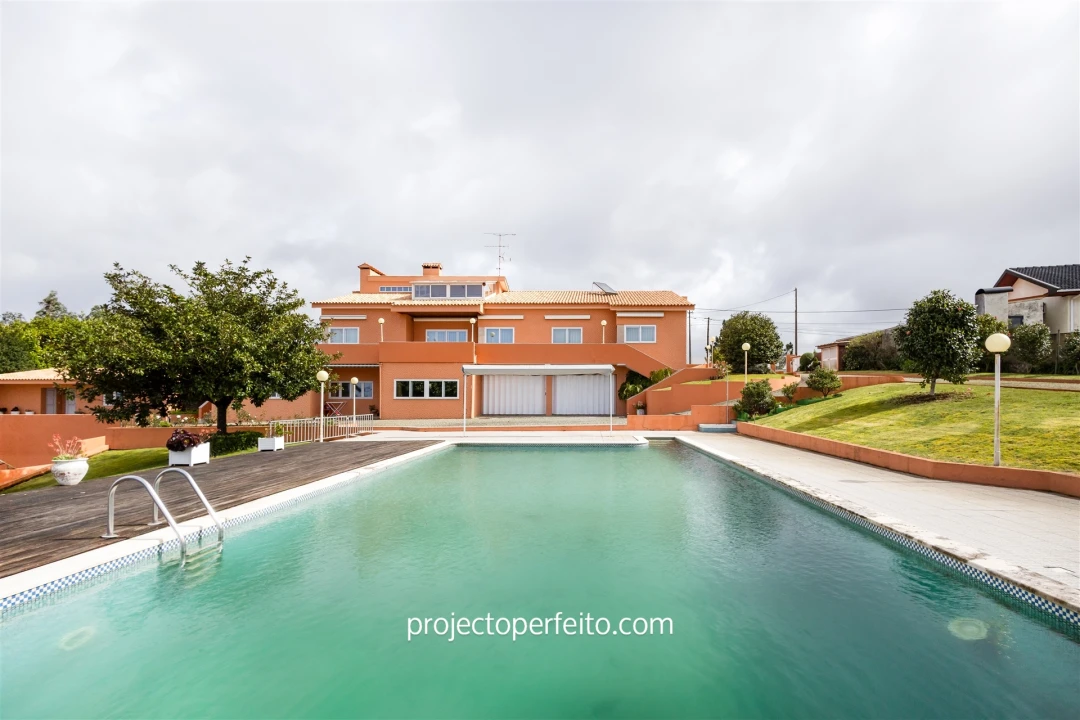 Quinta T4 para Venda em Nogueira do Cravo e Pindelo Foto 1