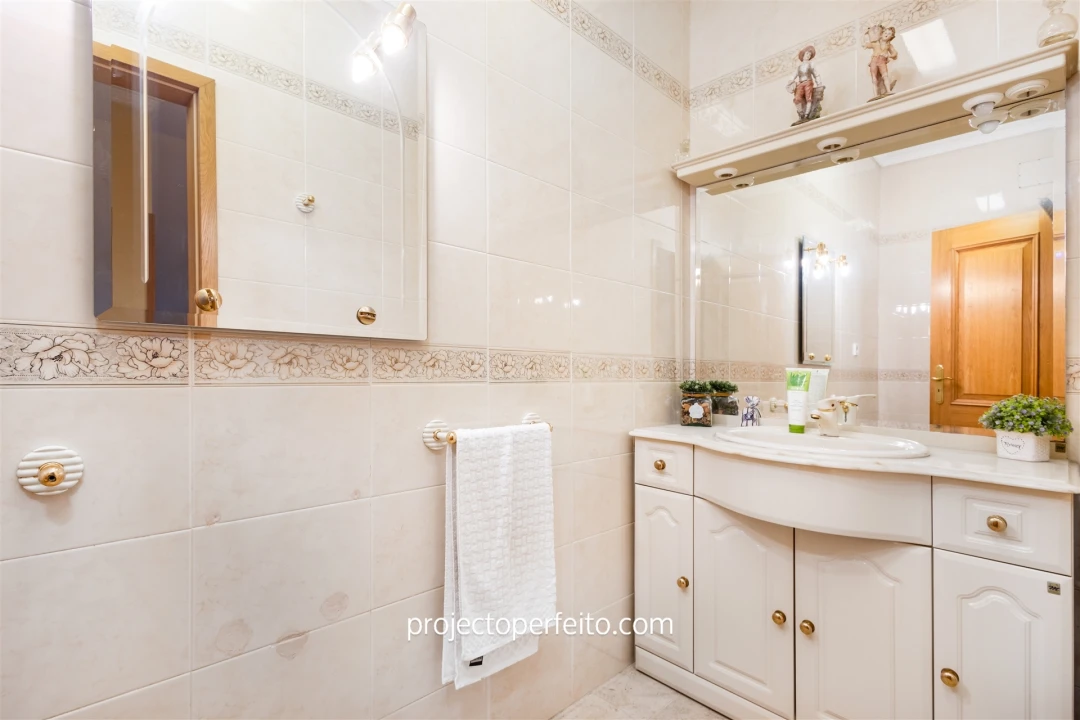 Quinta T4 para Venda em Nogueira do Cravo e Pindelo Foto 30