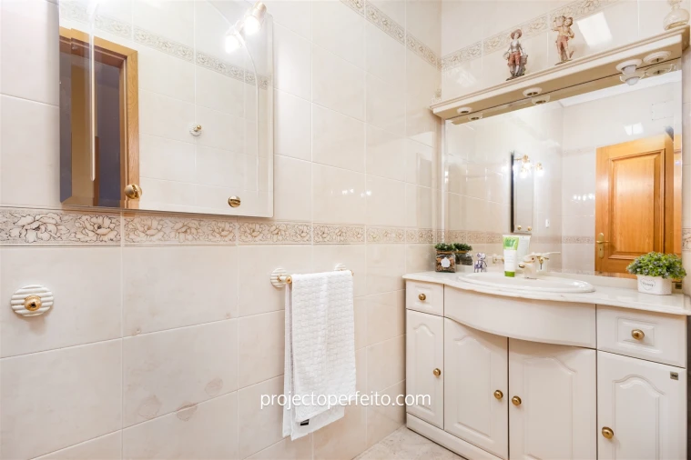 Quinta T4 para Venda em Nogueira do Cravo e Pindelo Foto 30