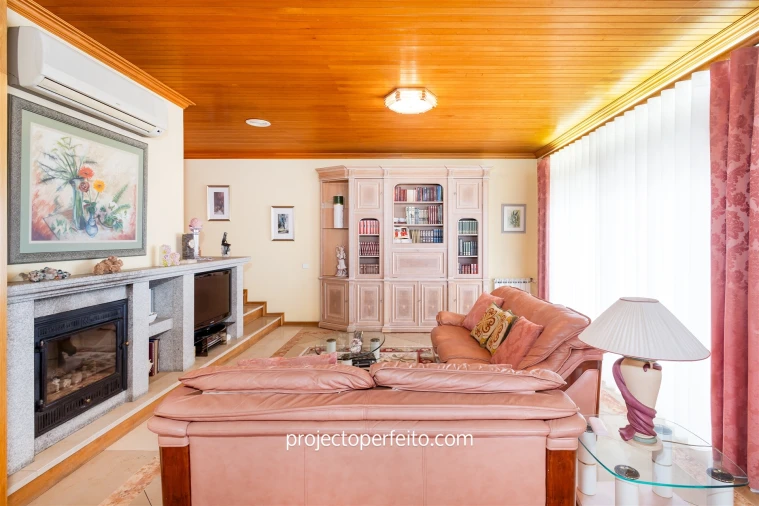 Quinta T4 para Venda em Nogueira do Cravo e Pindelo Foto 12