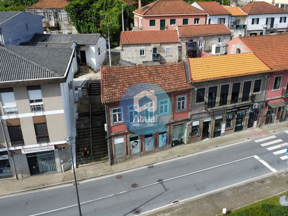 Prédio para Venda em Caldas de Vizela (São Miguel e São João) Foto 1
